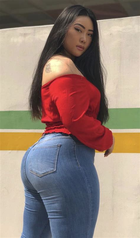 asian ️ thicc ️girls (@asianthiccgirls)